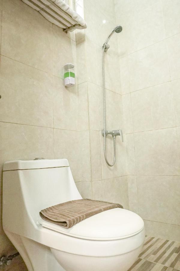 Airlangga Hotel 3*